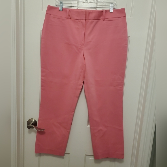 Tommy Hilfiger Pink Crop Style Pants Size 12, Preppy, Colorful, Business Casual - Picture 1 of 7